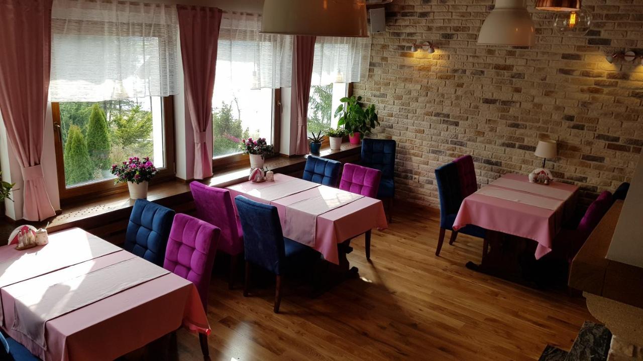 Zajazd Gniewko Mala Karczma Esterno foto