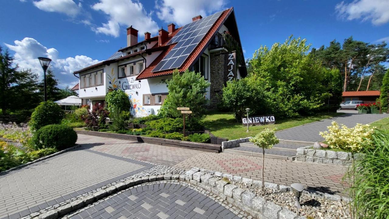 Zajazd Gniewko Mala Karczma Esterno foto