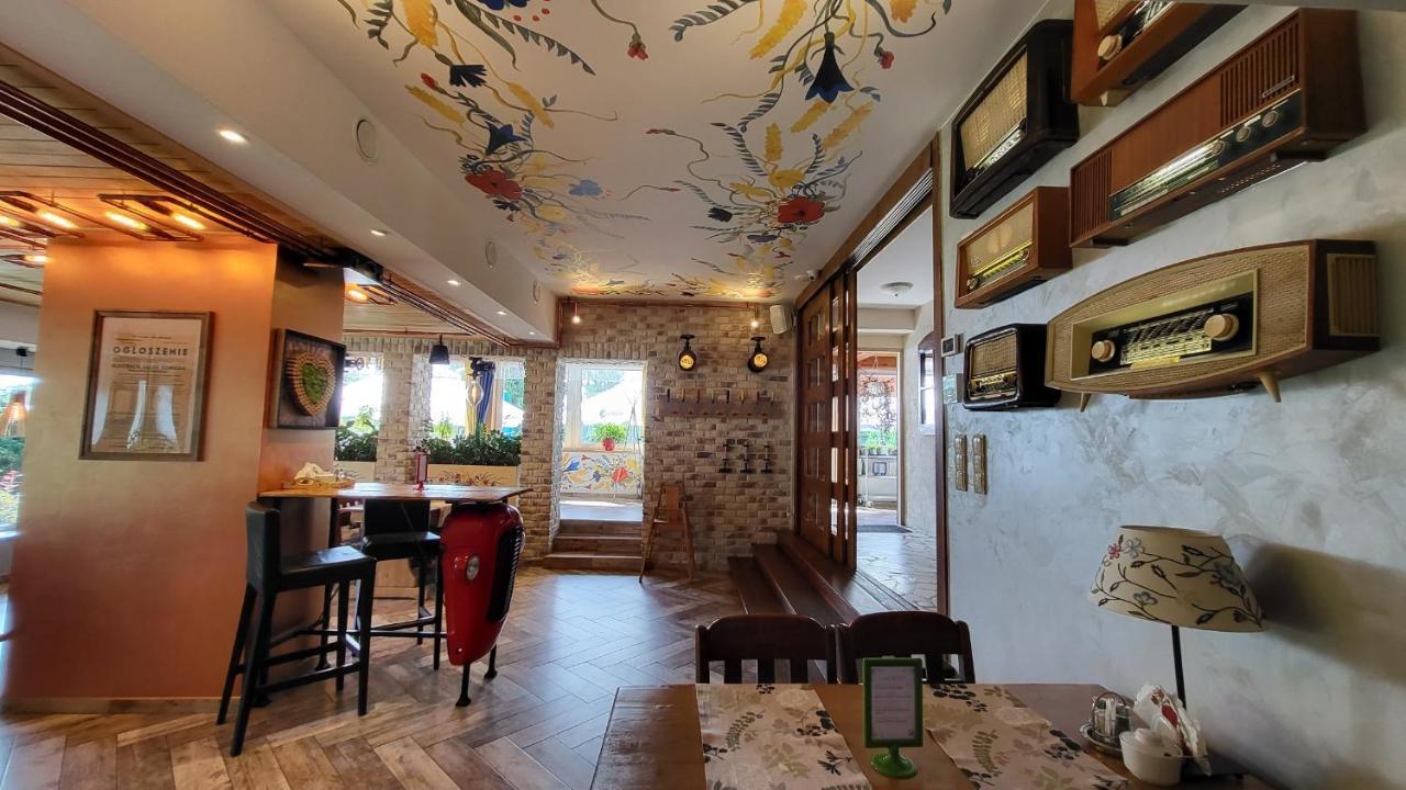 Zajazd Gniewko Mala Karczma Esterno foto
